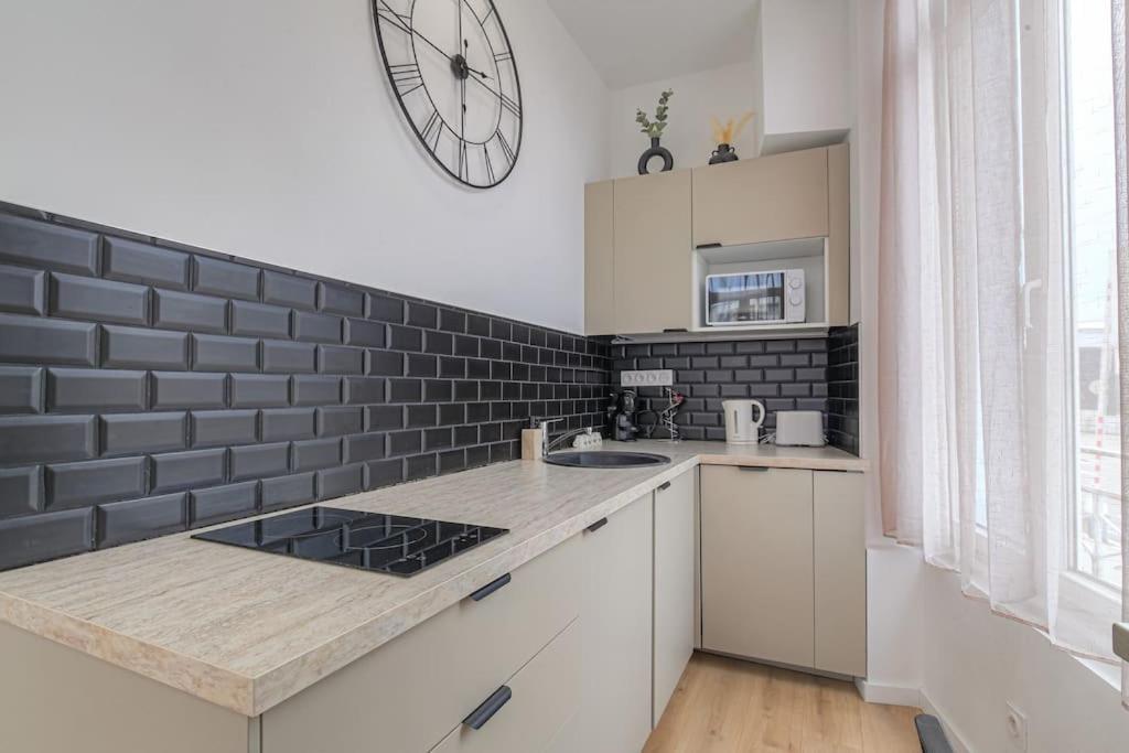 Selva, Appartement Cozy, Lyon 8Eme Экстерьер фото